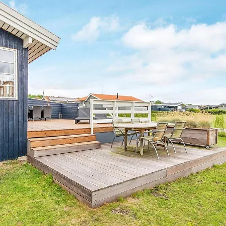 Two-bedroom In Juelsminde 7 Sønderby